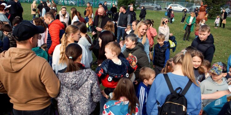 Wielkanocna radość na stadionie. Rodzinne świętowanie w Chorzowie
