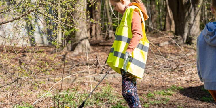 Miejski Dzień Ziemi w Chorzowie. Chorzowianie zadbali o czystość Żabich Dołów