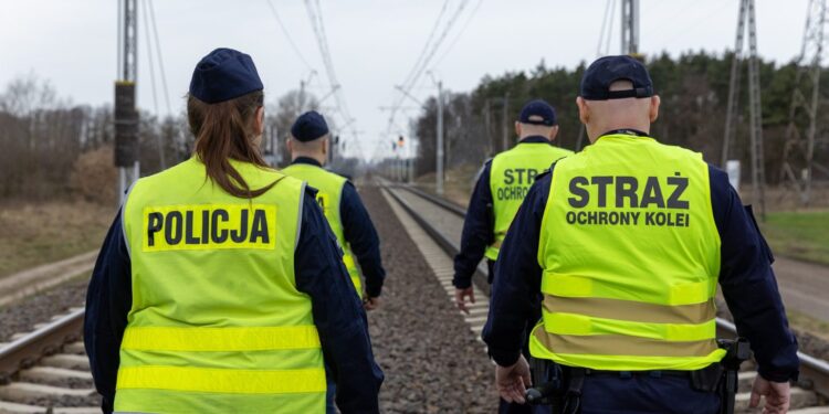 Kradzież kabli kolejowych w Chorzowie Starym. Szybka interwencja służb