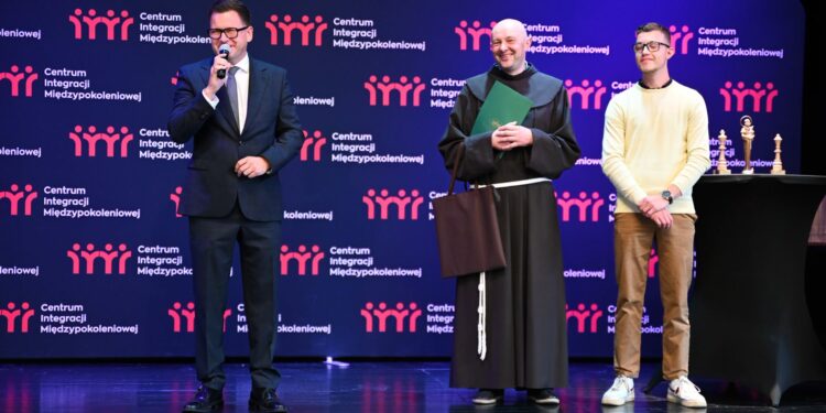 Turniej Szachowy o Puchar św. Franciszka. Emocje przy szachownicach w Chorzowie