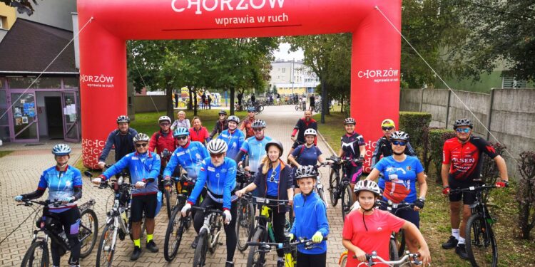 Niemal 150 rowerzystów na trasie. X Chorzowski Rajd Rowerowy „Szlakiem Murali” za nami