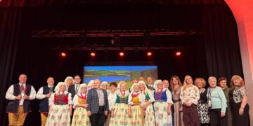 Święto Plonów w Chorzowie. Tradycja, muzyka i symboliczny bochen chleba w MDK Batory